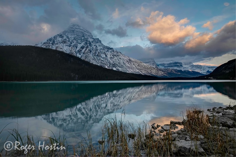 WEB 2010 10 30 Lower Waterfowl Lake 181 3 5 fused